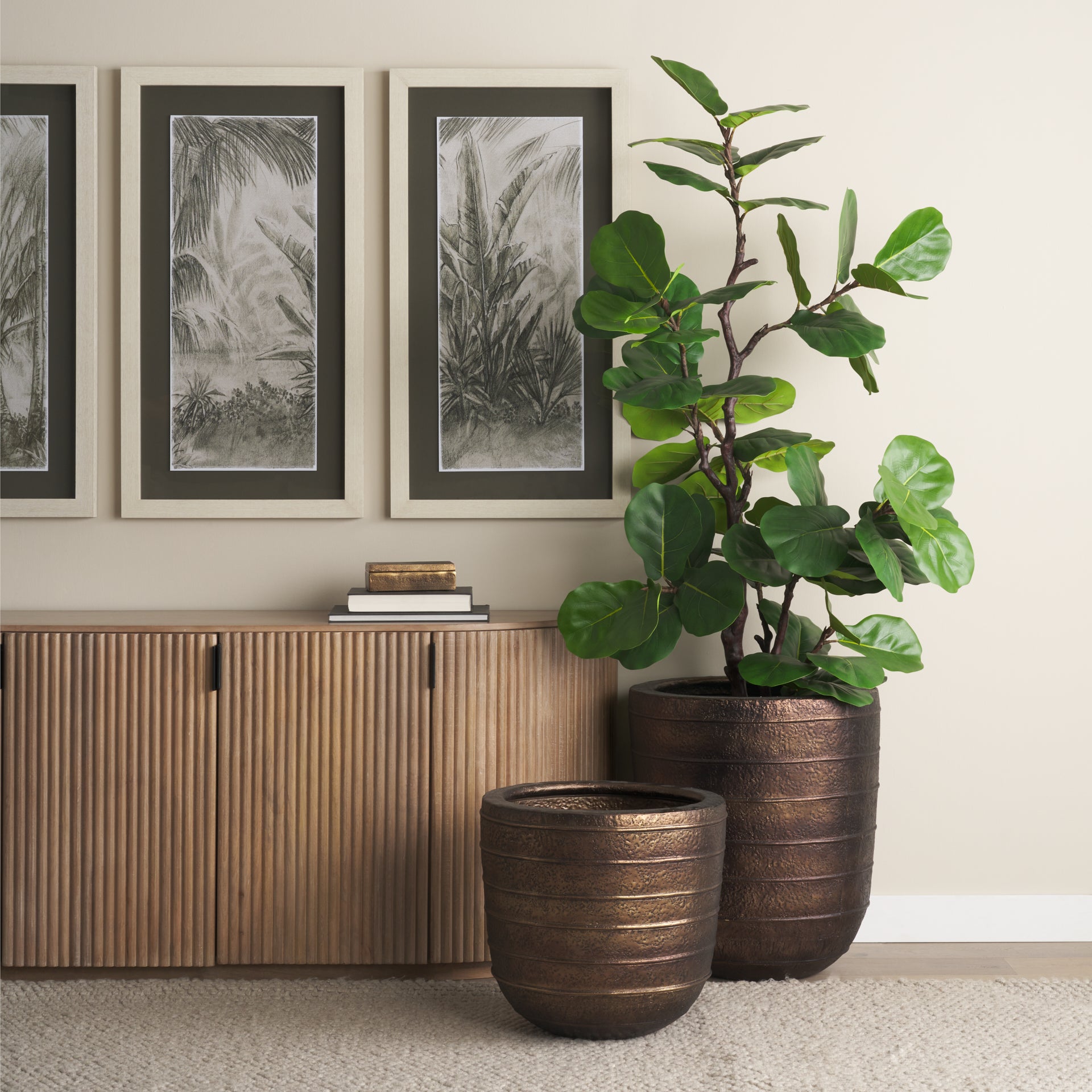 Aivana Floor Vase
