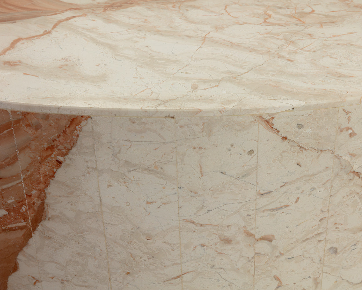 Laros Round Coffee Table