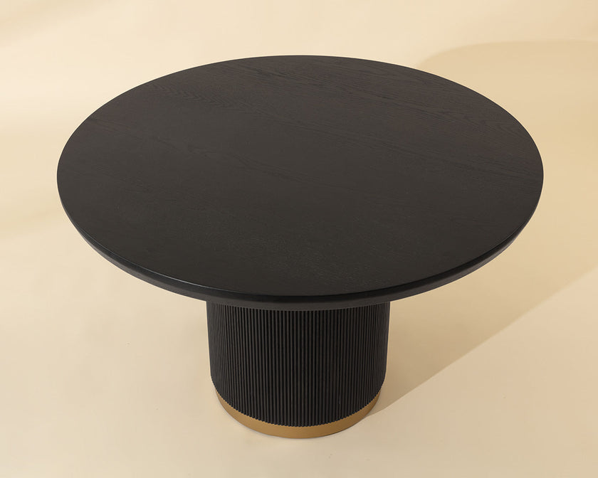 Kalla Dining Table