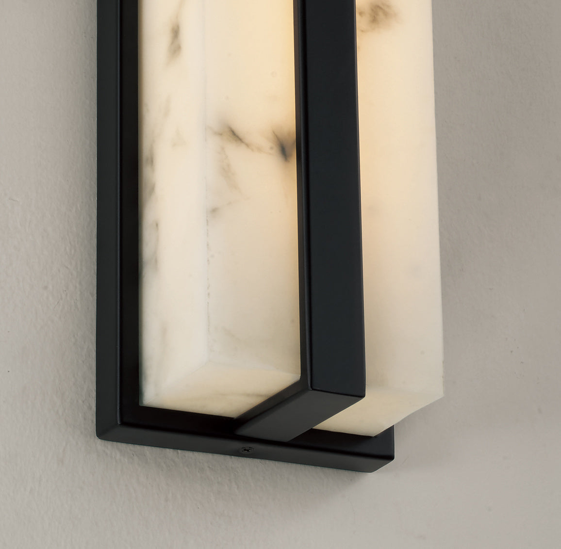 Noah Sconce
