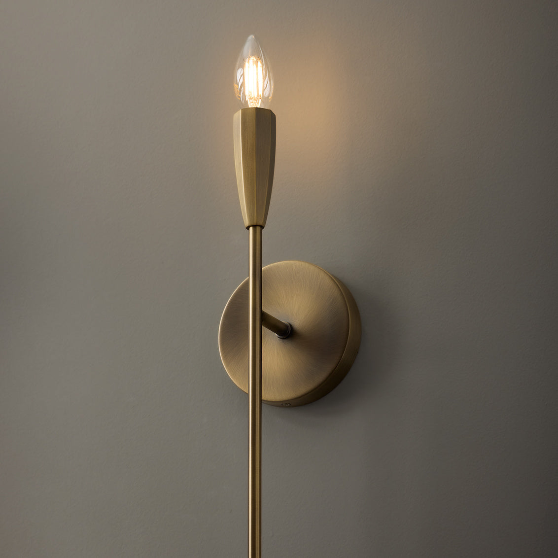 Palmer Sconce