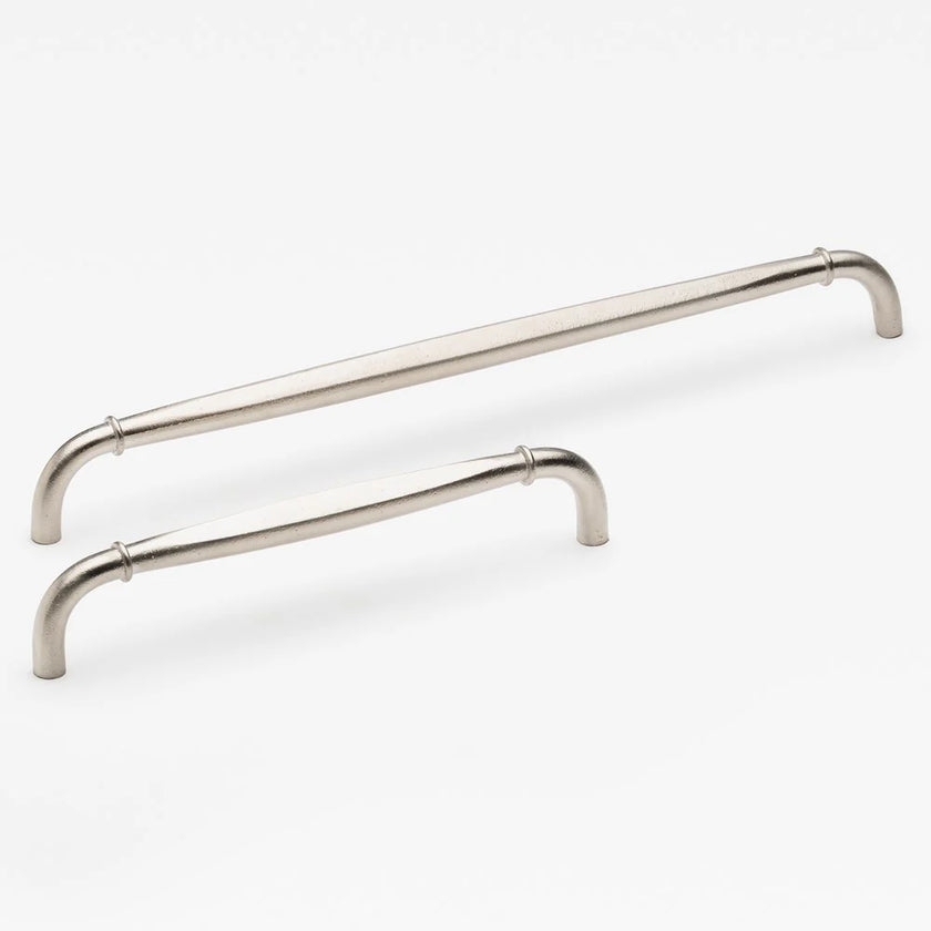Cast Almond Pull